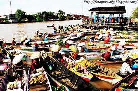 Pasar Terapung, Kalimantan Selatan Pasar Terapung, Kalimantan Selatan