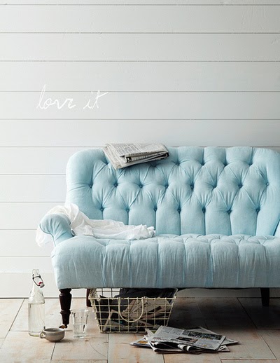 Fauteuil bleu pastel Tassels via Nat et nature