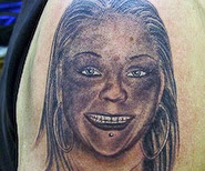 tatuaje horrible de retrato
