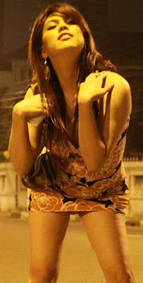 Aline so tempting Aline so tempting