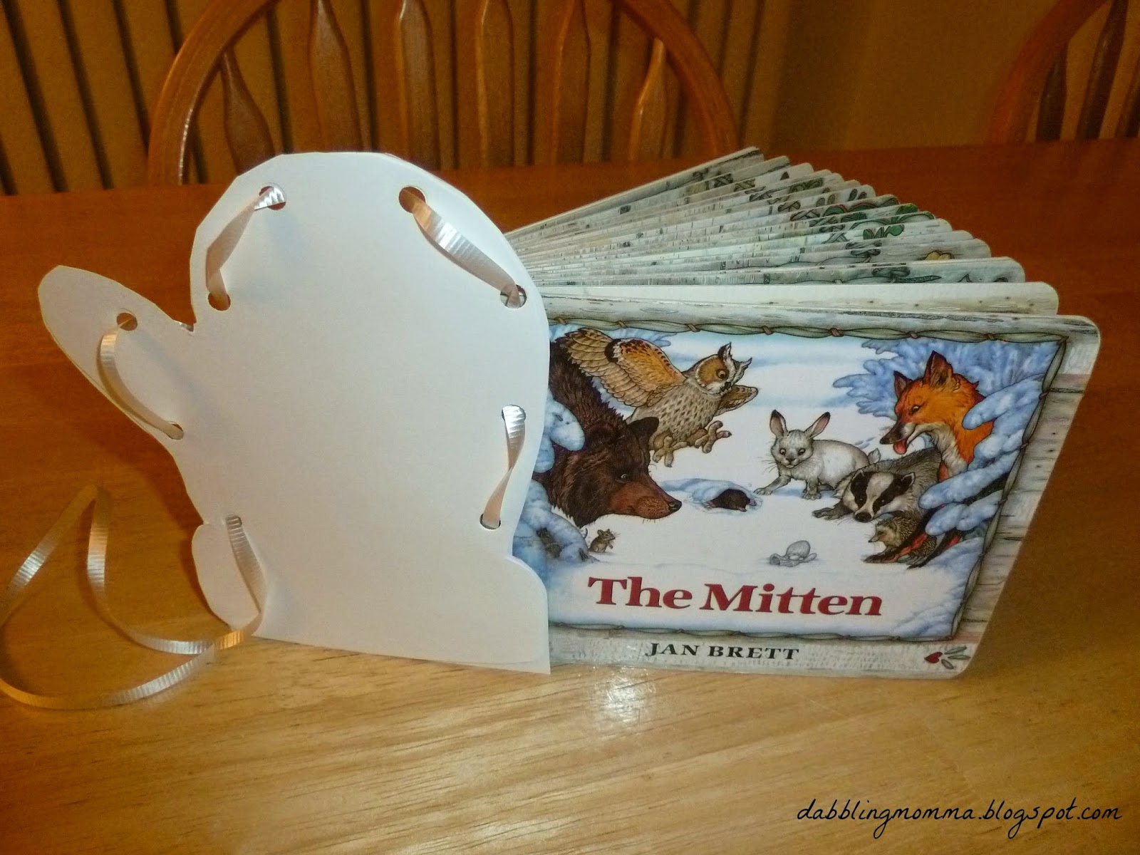 Dabblingmomma The Mitten Book and Activity