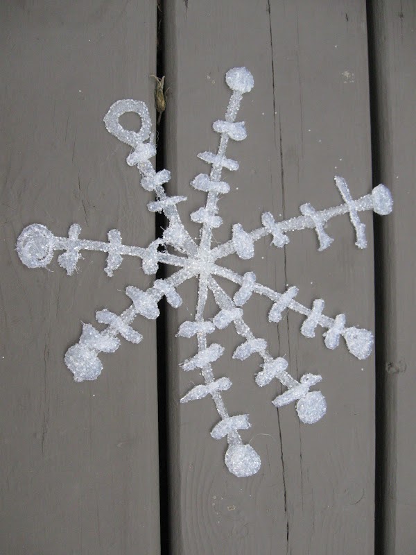 Craft Klatch ® Hot Glue and Glitter Snowflake Craft Tutorial