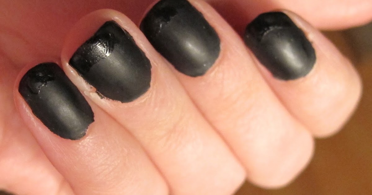 Steph Stud Makeup: Matte Black French Manicure (with Glossy Tips)