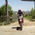Piloto de motocross faz percurso sinistro e bate recorde mundial