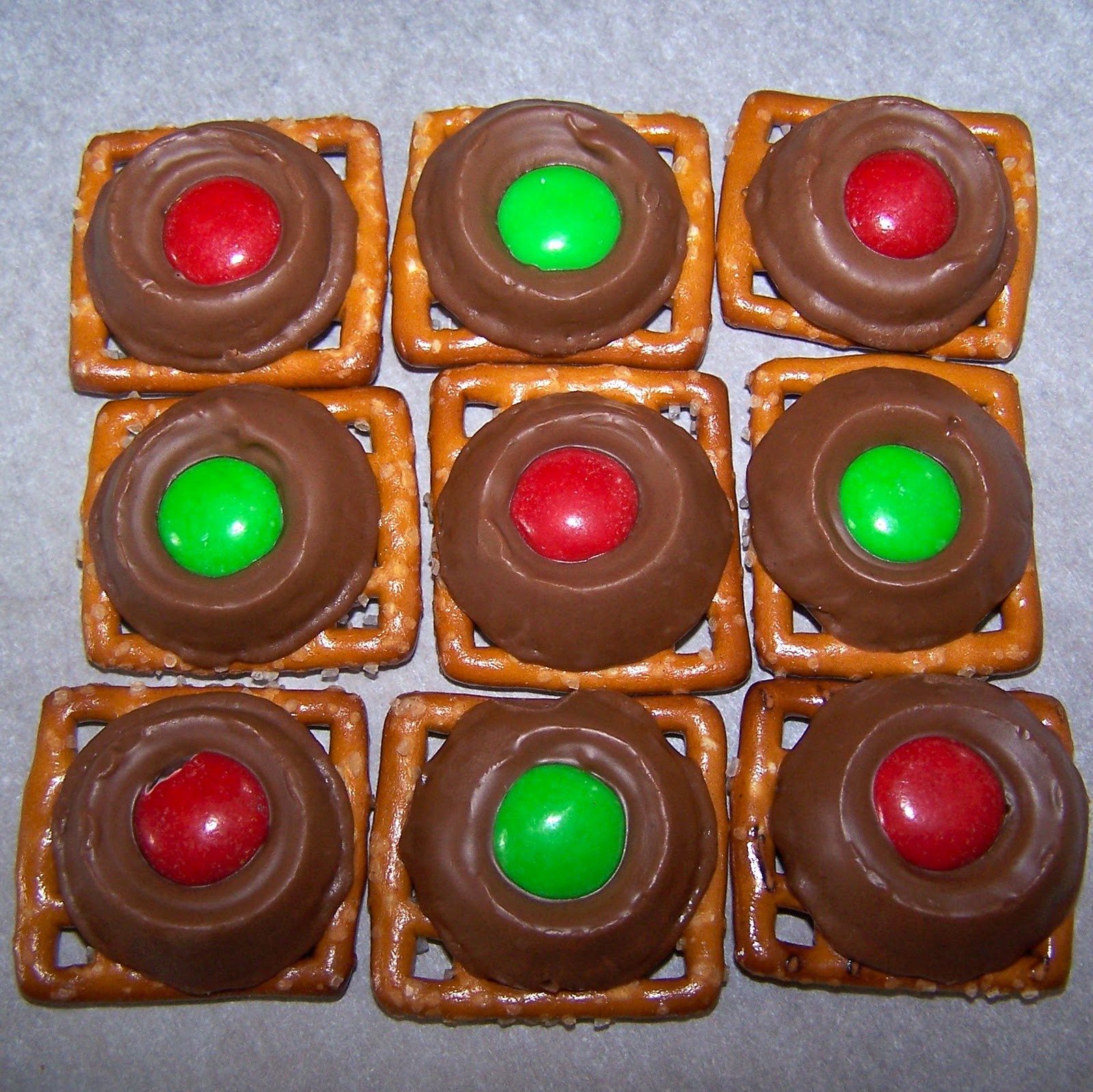 Heather's Recipes Rolo Pretzel Turtles