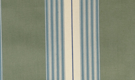 style court: On Stripes