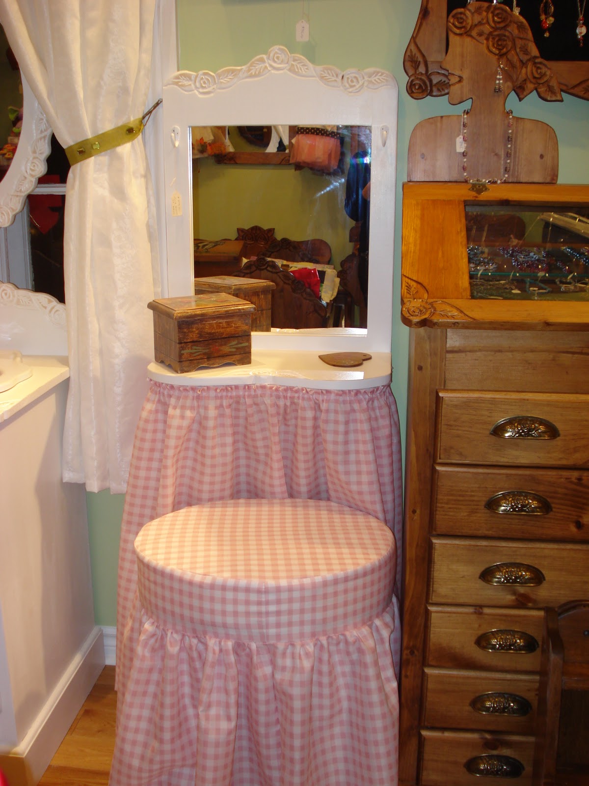 Custom bathroom vanities Bathroom Vanity with Dressing Table Attached
