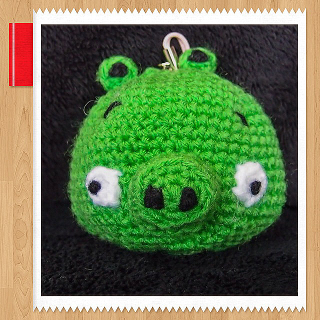 crocheted green pig from angry bird amigurumi