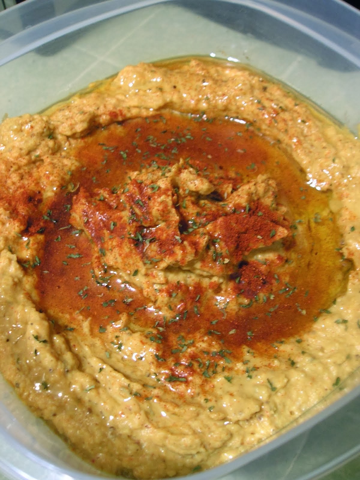Ooh! That Looks Good! hummus say, sir...i'm in love!