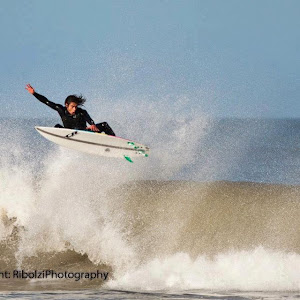 Pro Surfer Pocho Ruiz (Arg)