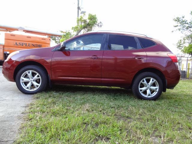 Nissan Rogue 4X4 image Nissan Rogue 4X4 image