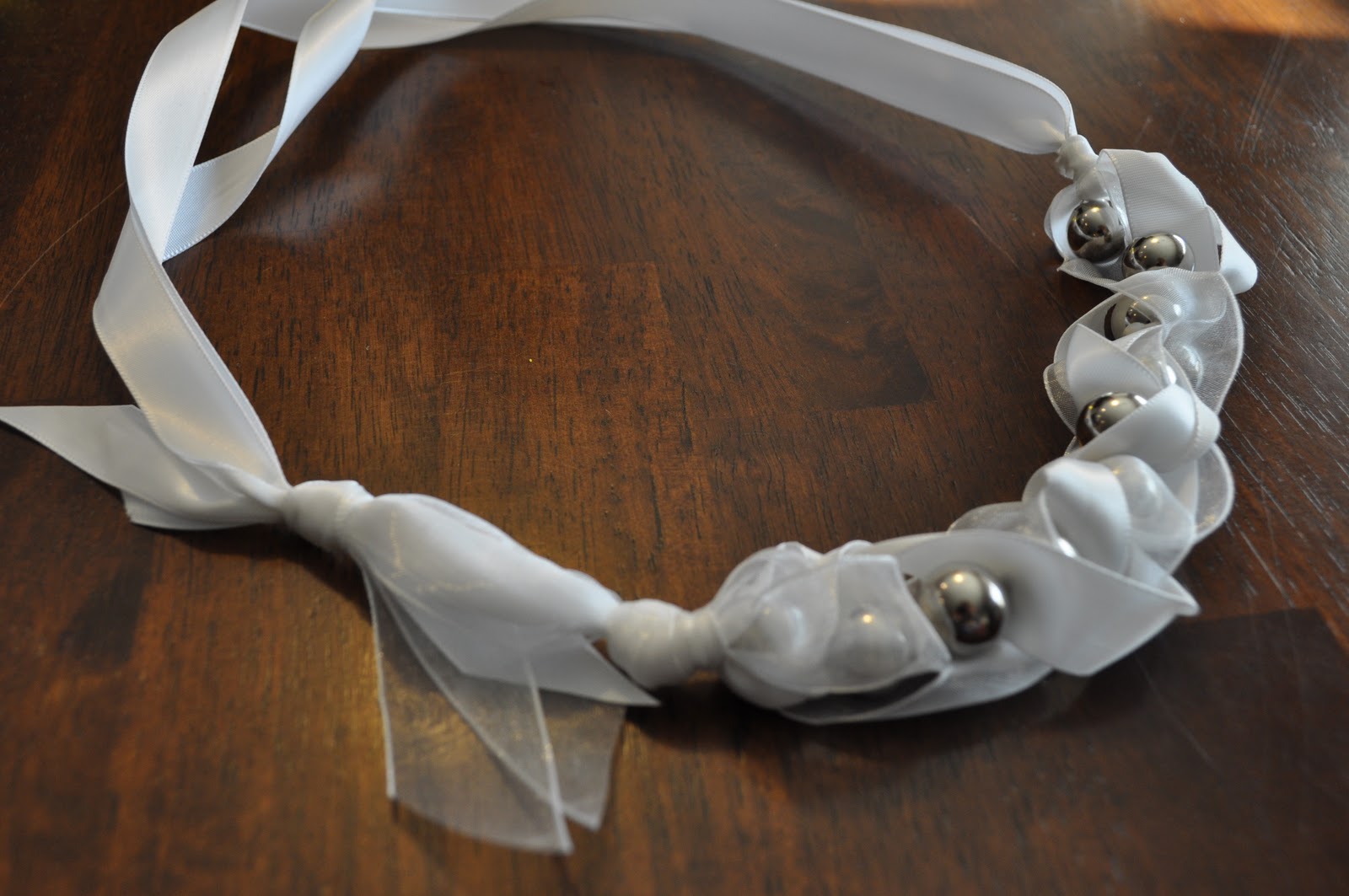 seeshellspace Twisted Ribbon Necklace Tutorial