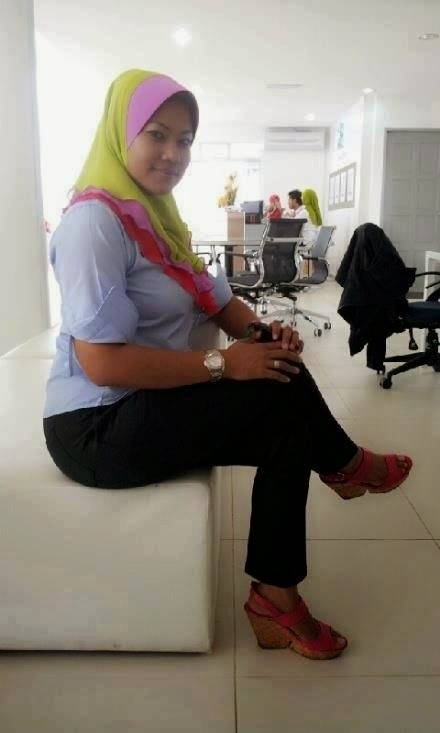 Foto Tante Janda Jilbab Hot | insyaf
