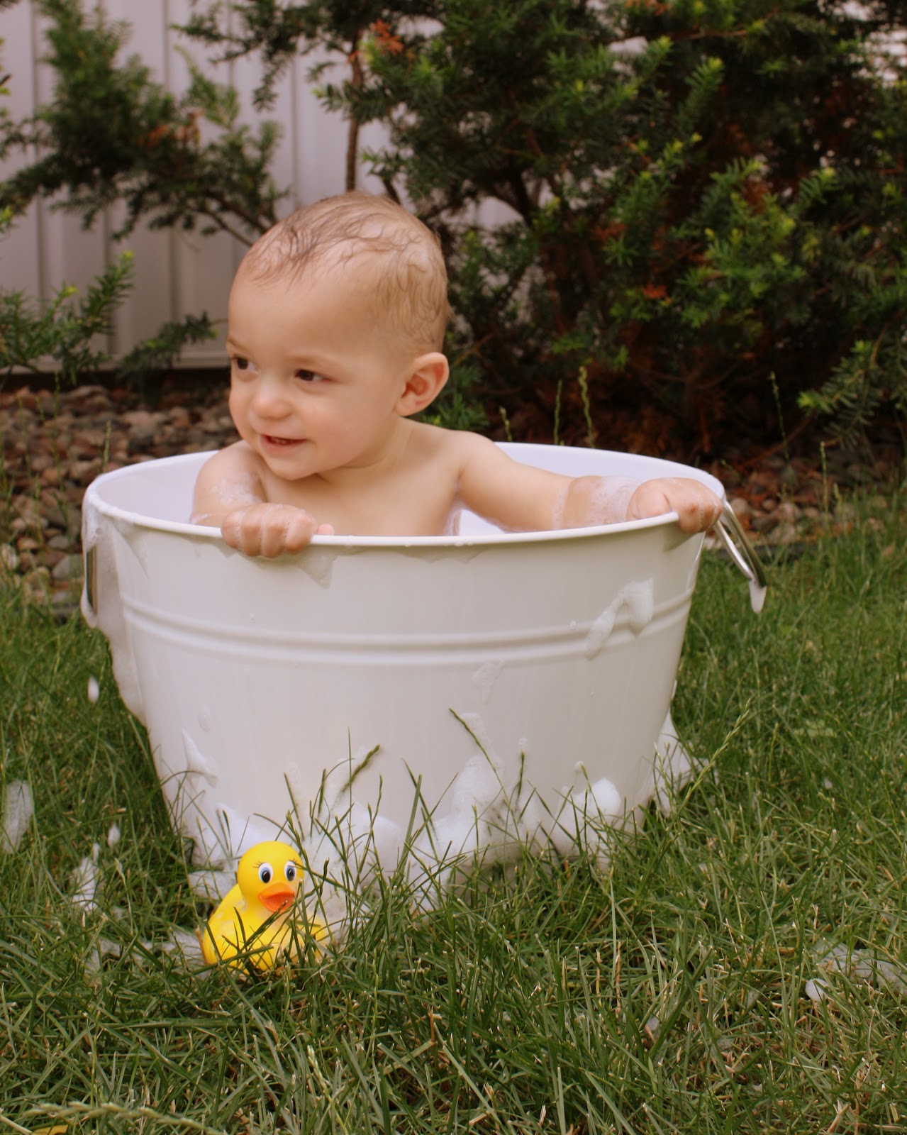 seasons of Autumn Bathtub Photo Shoot