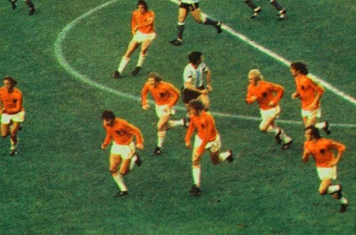 Imagens marcantes copa do mundo 1974 Carrossel holandês iniciando contra-ataque contra Argentina
