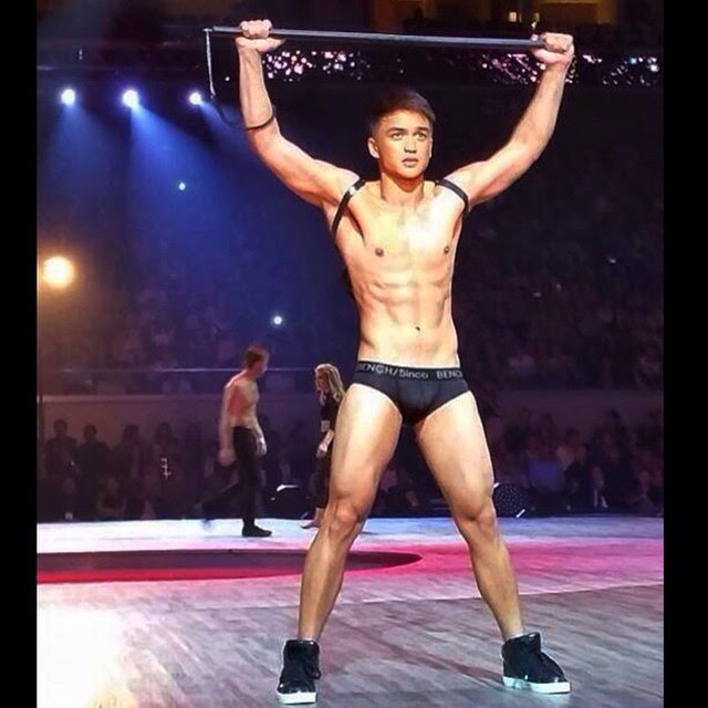 Dominic Roque is hot in 'Bench: The Naked Truth Denim & Underwear Show