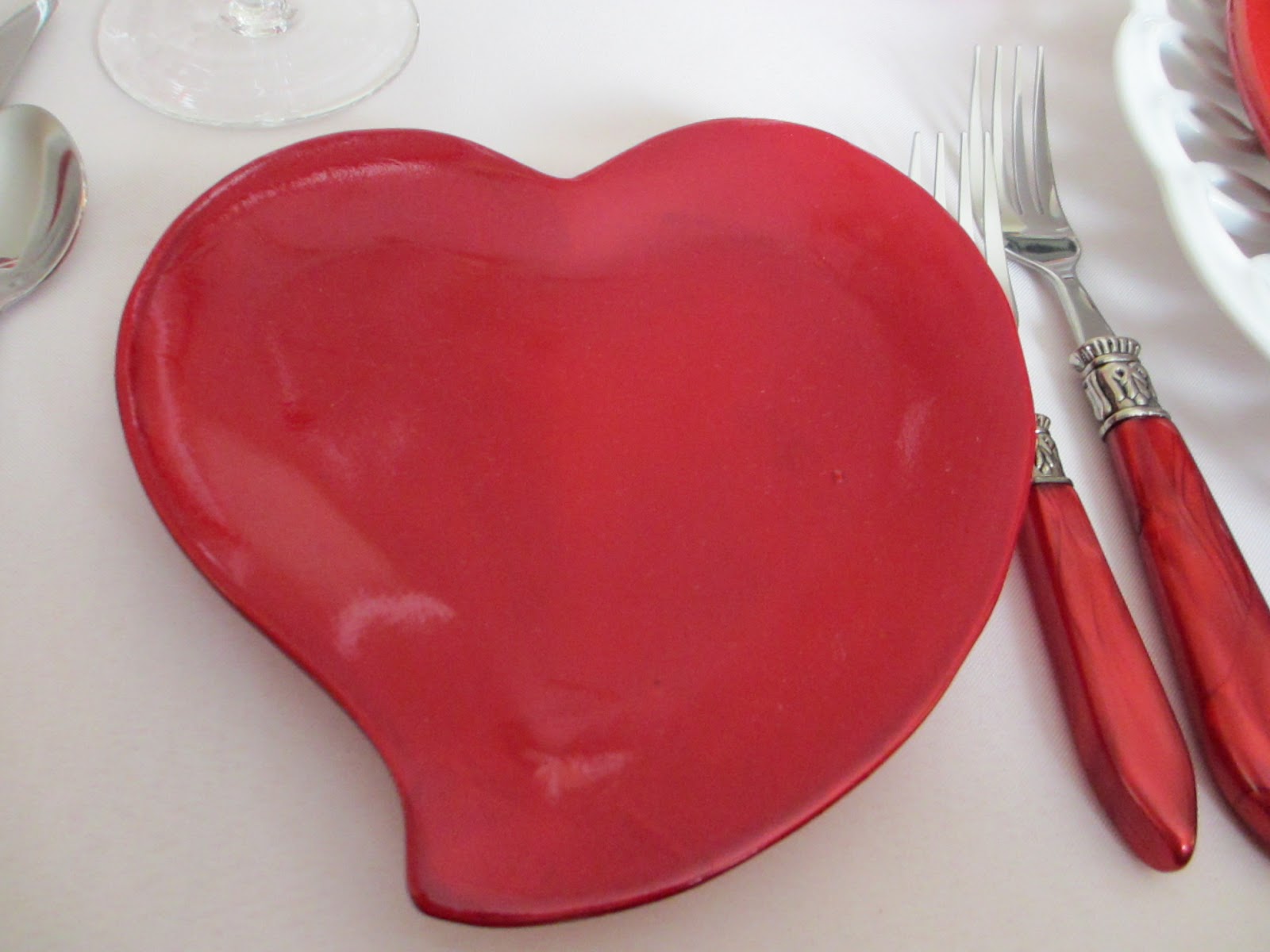 The Guest Valentine's Day Tablescape
