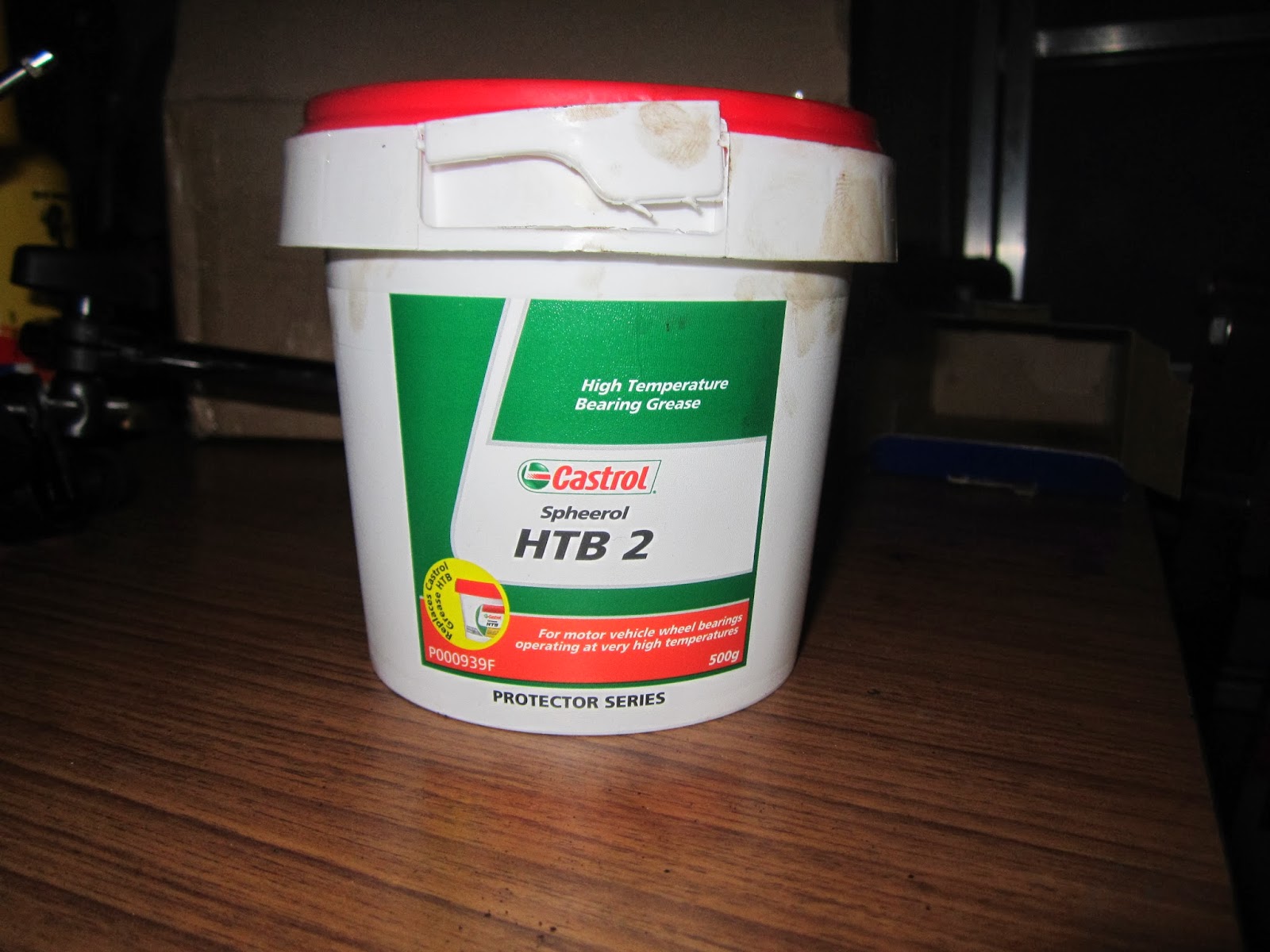 Castrol Wheel bearing grease rear axle Volvo 122S Castrol Wheel bearing grease rear axle