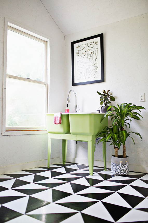 Diy patterned linoleum floor laundry room | Image via A Beautiful Mess