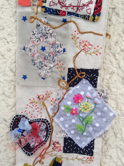 Une fleur de Cécile Franconie et un Jardin de Grand Mère patchwork quiltmania en attendant Noël