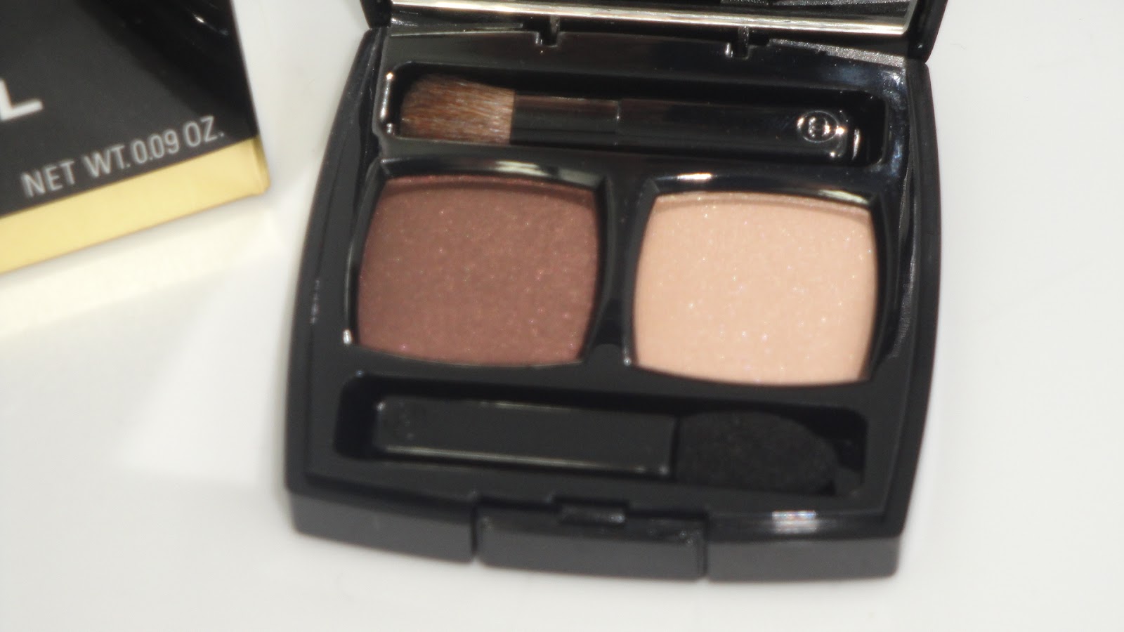 Jayded Dreaming Beauty Blog CHANEL OMBRES CONTRASTE EYESHADOW DUO
