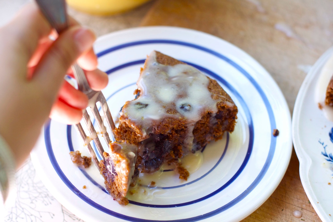 That's So Vegan Blueberry Molasses Cake with Lemon Icing
