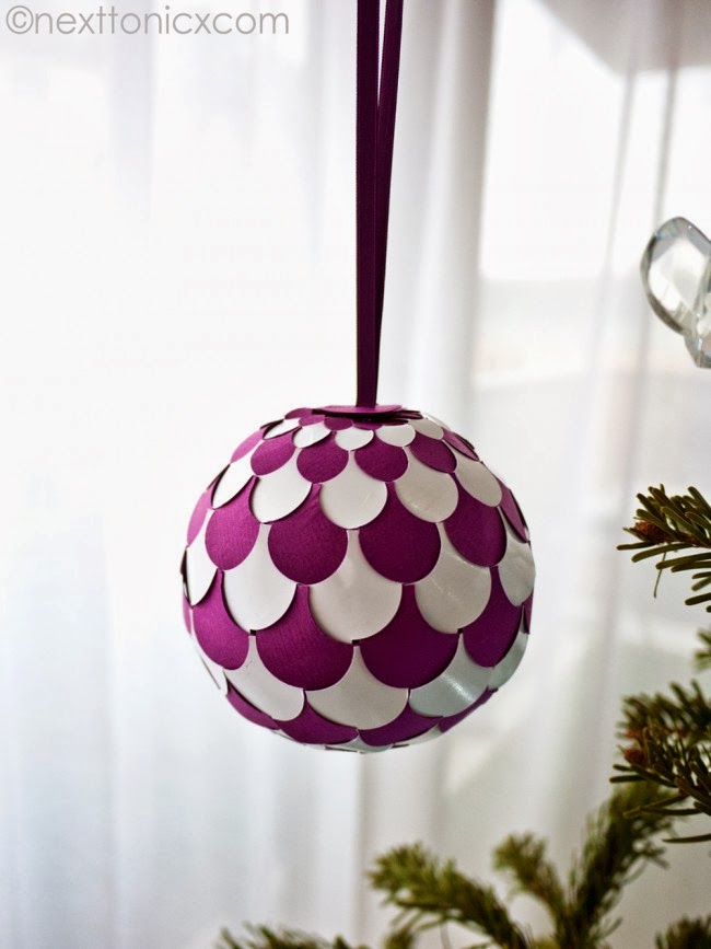 DIY Woven paper baubles - DIY Craft Projects
