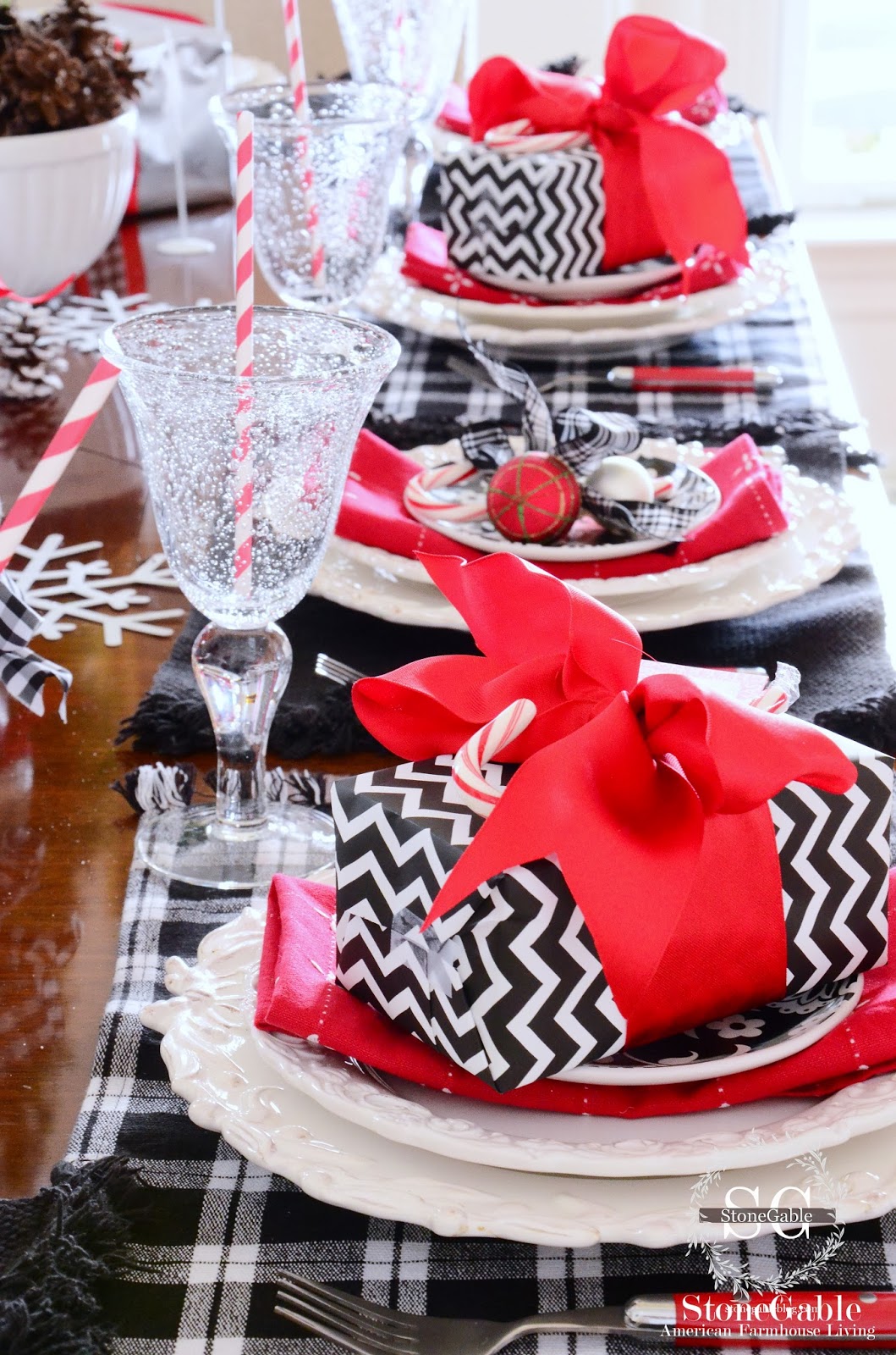 christmas brunch tablescape stonegable