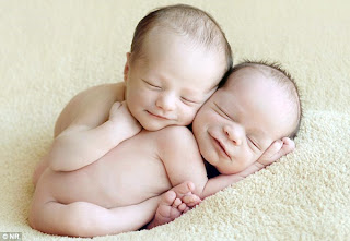 gambar bayi lucu gambar bayi lucu