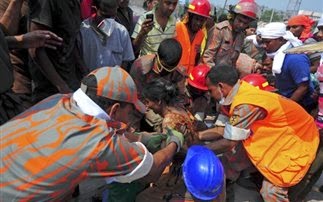 Για 800 νεκρούς στο ναυάγιο της Κυριακής κάνουν λόγο HCR και ΙΟΜ gia 800 nekrous kanoun logo sto nauagio