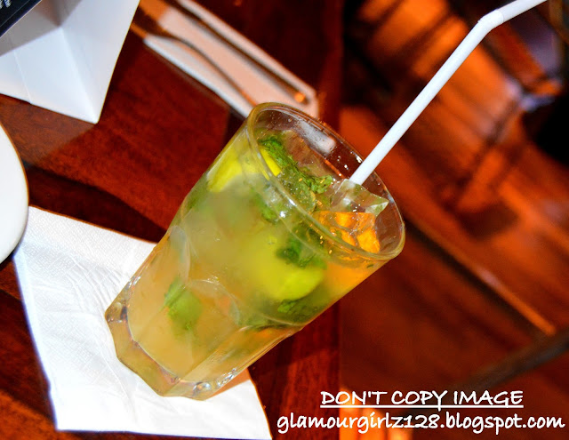 Uber Delicious mojito's at the hard rock cafe Mojito Mania at hard rock cafe.