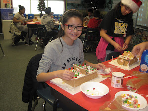 Gingerbread House Building