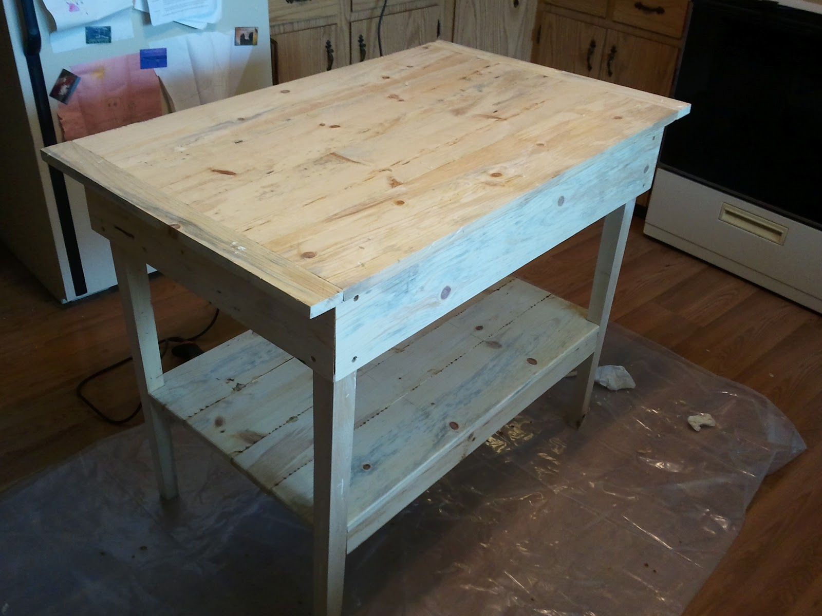 The Woodcrafter Cutting Table for Quilting