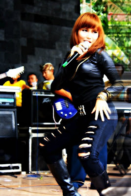 Foto Sexy Goyanganya Ayu Ting Ting Foto Sexy Goyanganya Ayu Ting Ting