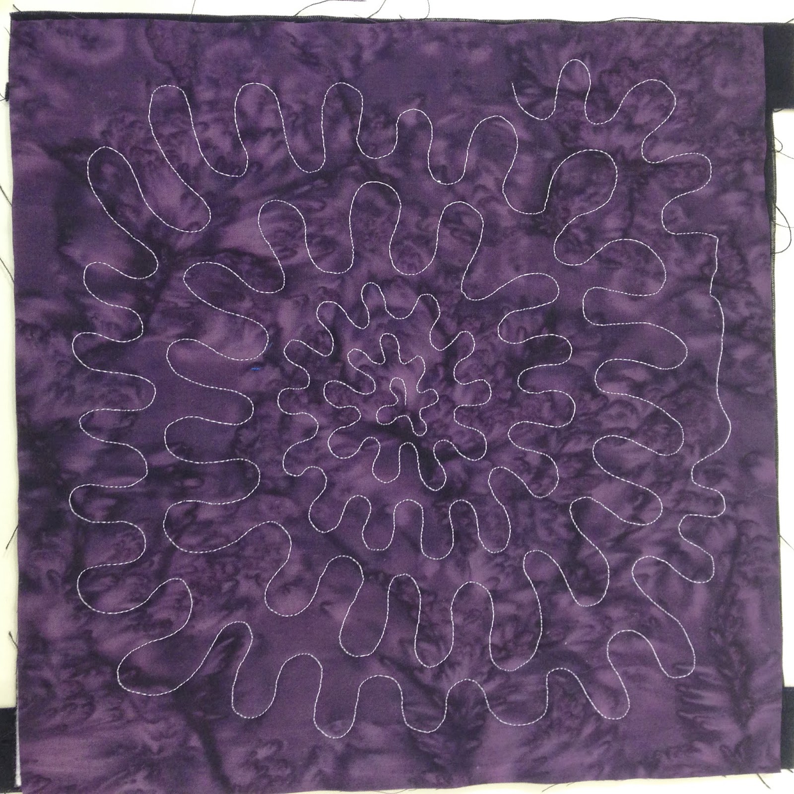free motion quilting | Leah Day