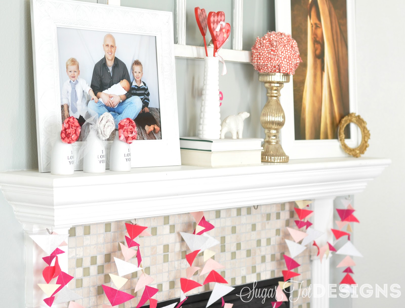 Glass block lighted christmas crafts present simplykellydesigns blocks decorations holiday sugartotdesigns: Valentine Mantel Decor