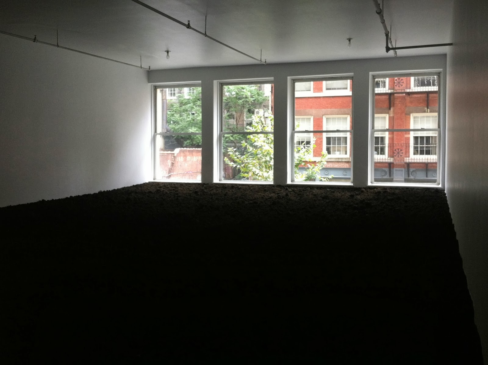 Single room earth view publisher picture