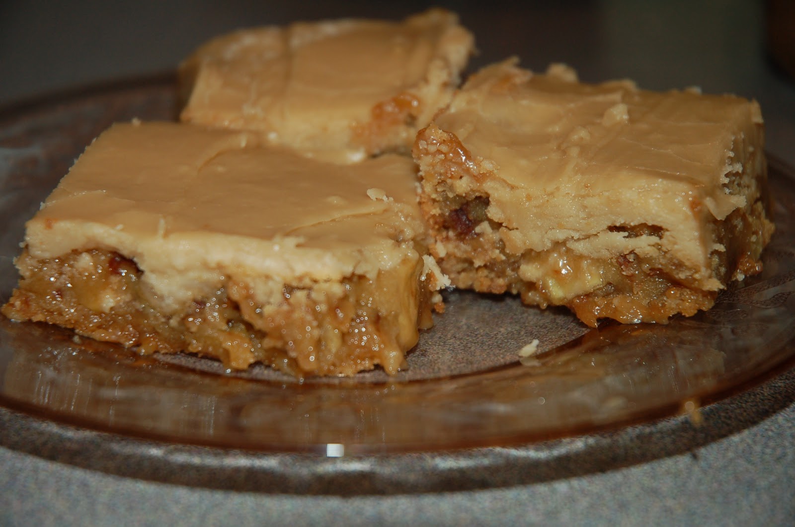 Lori Blaine Apple Toffee Blonde Brownies OMGOSH Yummy!
