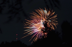 Feuerwerk zum Abschluss der Kirmes... Feuerwerk zum Abschluss der Kirmes...