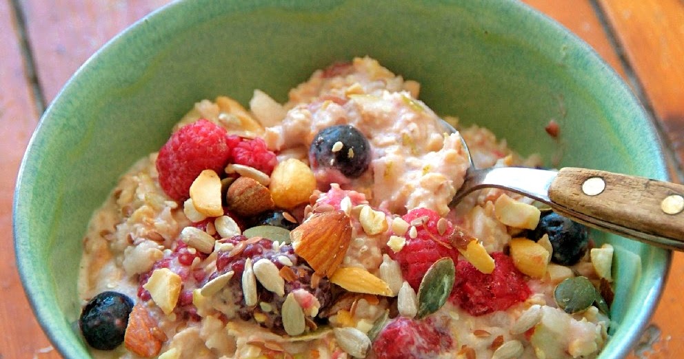 DOMESTIC GODDESSES Bircher muesli