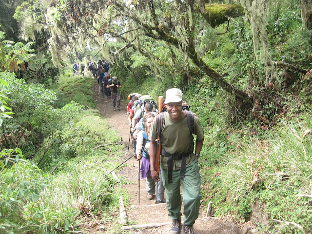  RA safaris Mount Meru Trekking