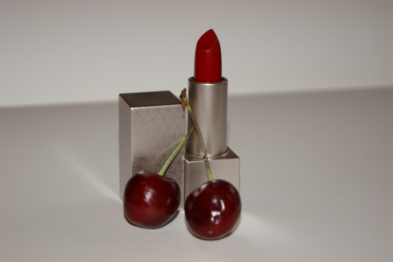 Look Beauty Loud Lips Lipstick in Cherry Bomb Review The Sunday Girl