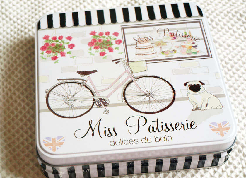 Miss Patisserie Bath Macaroon Tin Review