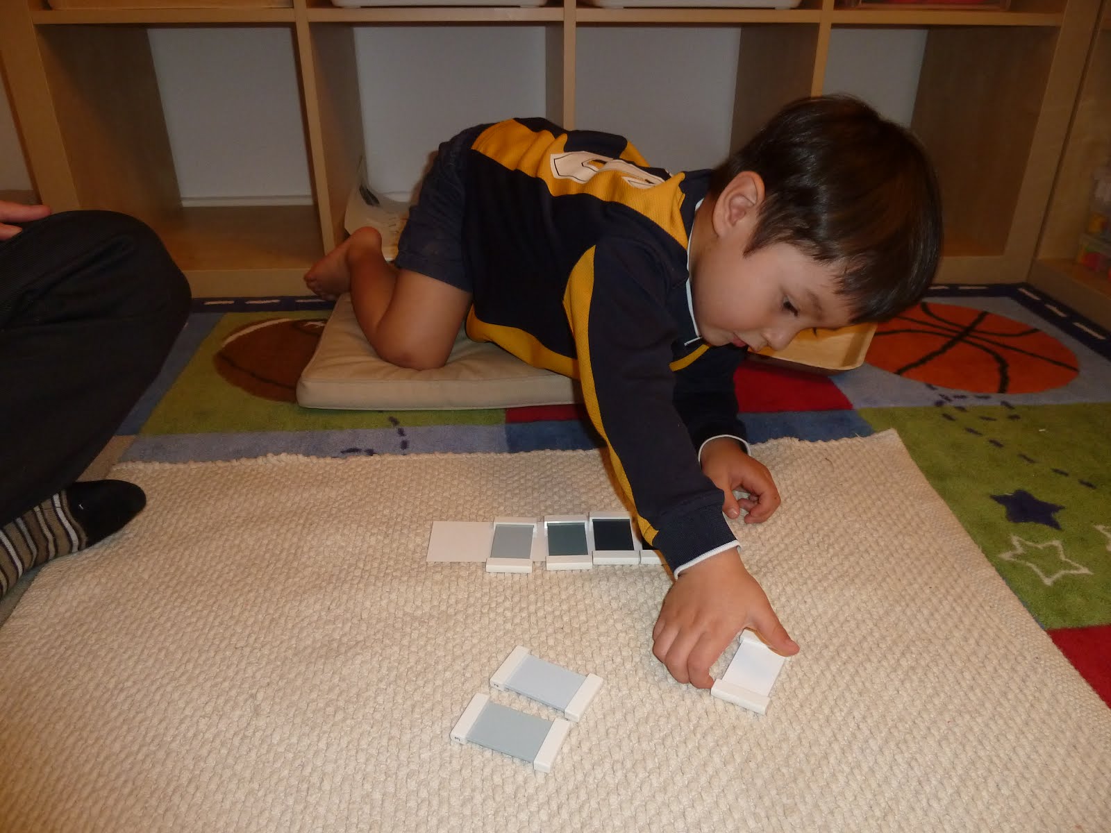 Montessori Encyclopedia: Color Box 3 - Baan Dek