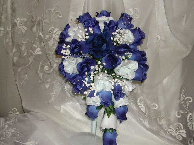 bunch blue flower beautiful weddings