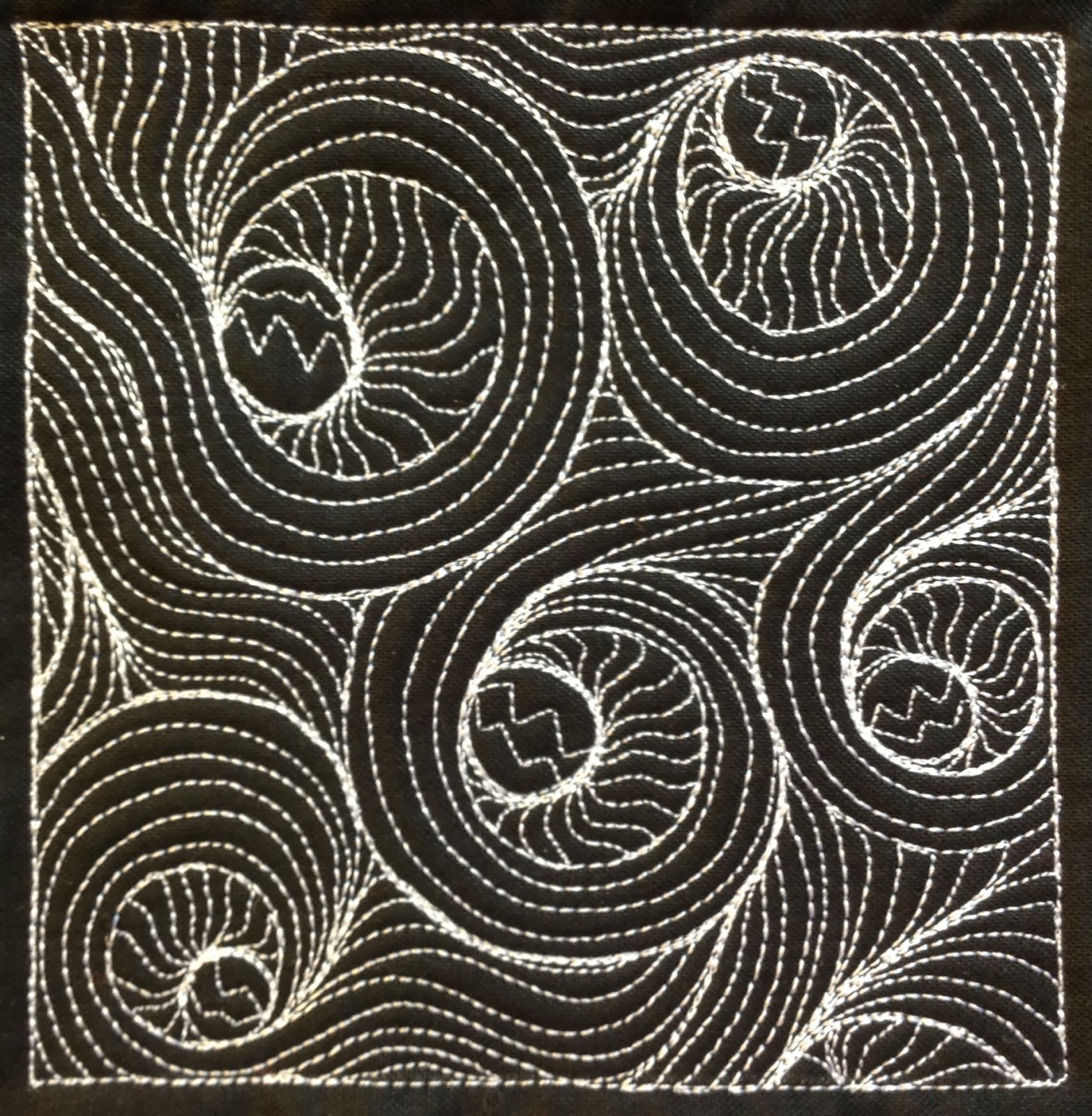 Broken Eggs Quilting Design