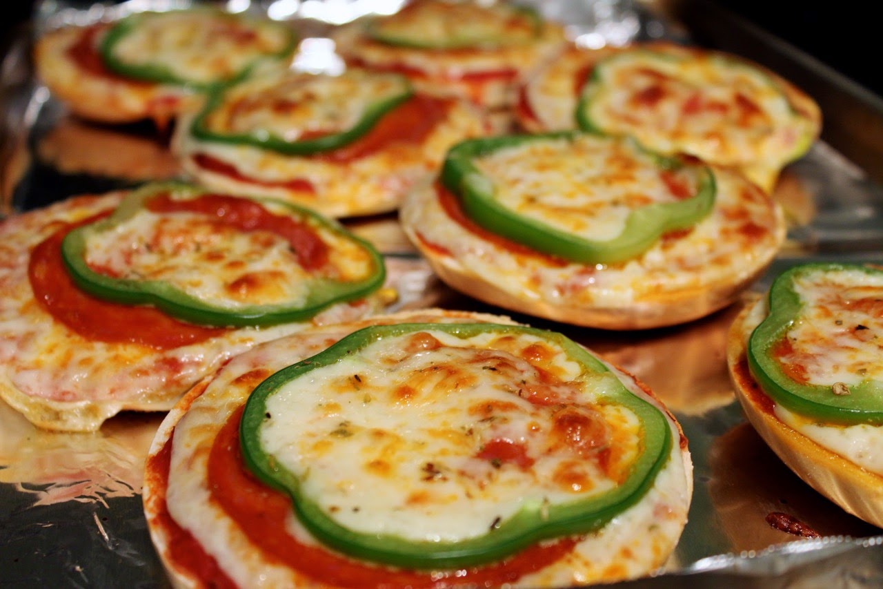 Cook In / Dine Out Bagel Pizzas A '90s Snack Favorite
