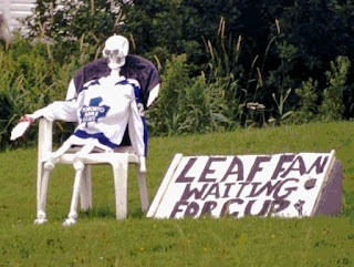 leaf-fan-waiting-for-cup.jpeg