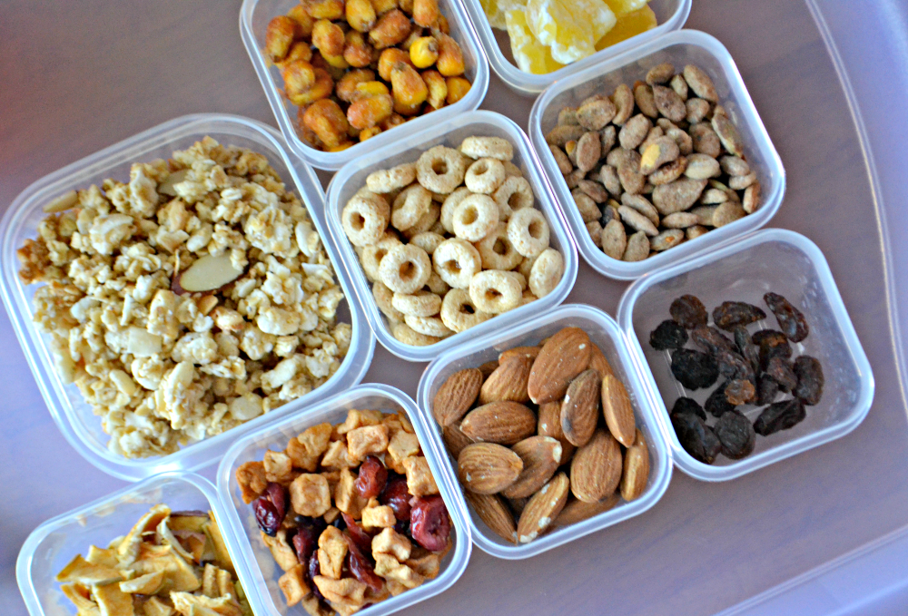 The Life of Jennifer Dawn Trail Mix Station