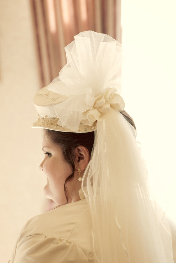 steampunk bride, steampunk wedding dress, steampunk wedding